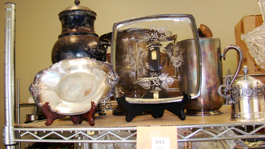 VINTAGE SILVER PLATED COFFEE URN & MORE (1 of 3)
