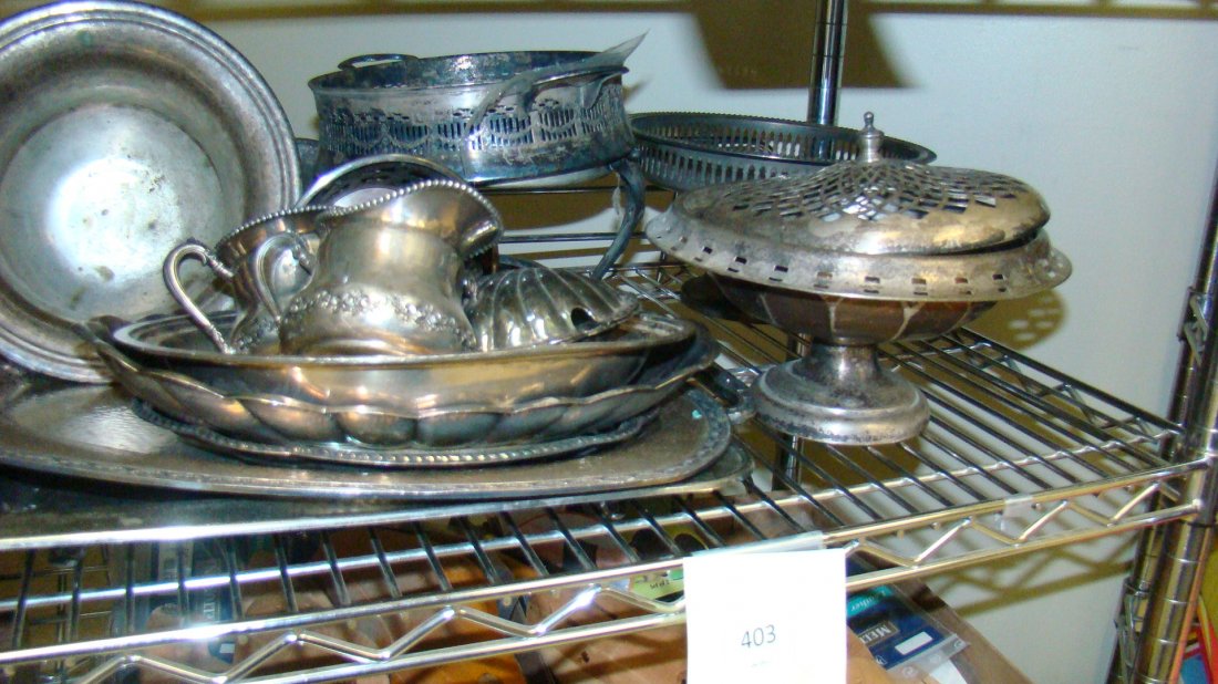 LARGE LOT OF VINTAGE SILVERPLATE (1 of 3)