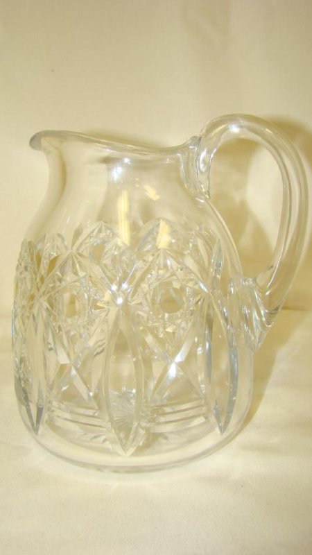 BACCARAT CUT CRYSTAL PITCHER IN BEAUTIFUL (1 of 5)