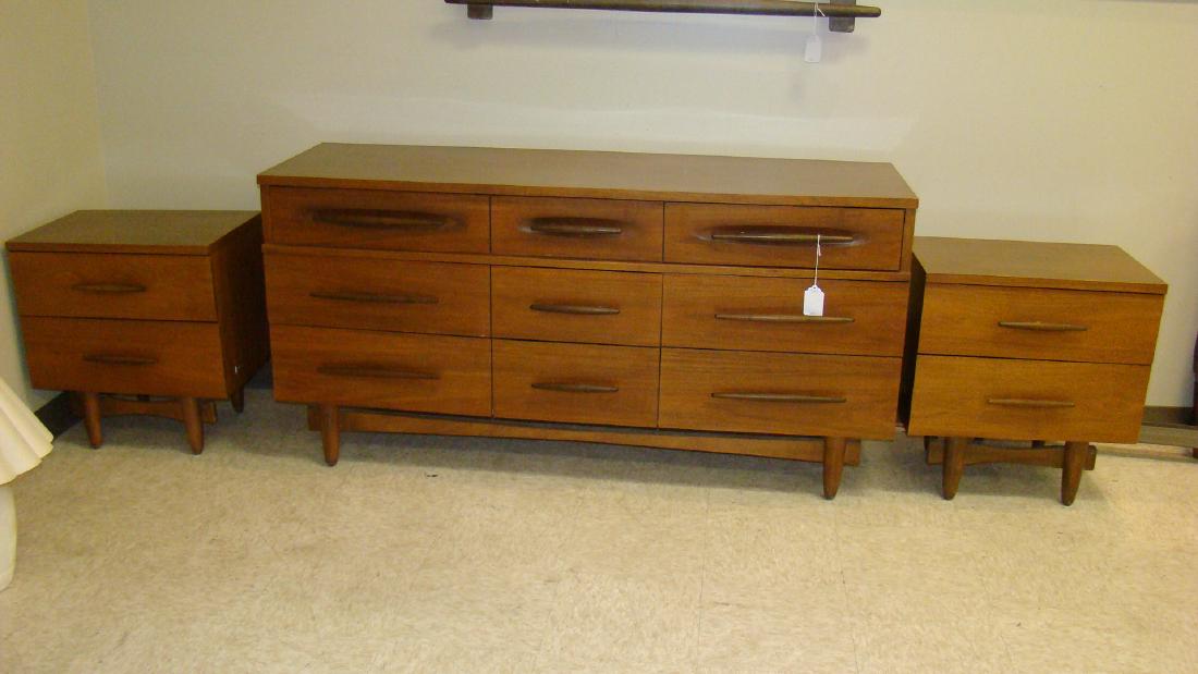 MODERN DANISH DRESSER AND 2 NIGHT STANDS - BY HARM (1 of 9)