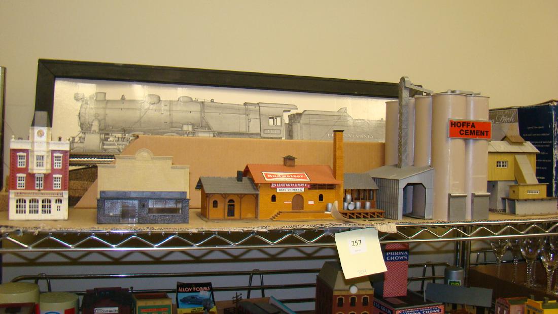 HO SCALE TRAIN STRUCTURES/BUILDINGS-MODEL POWER (1 of 5)