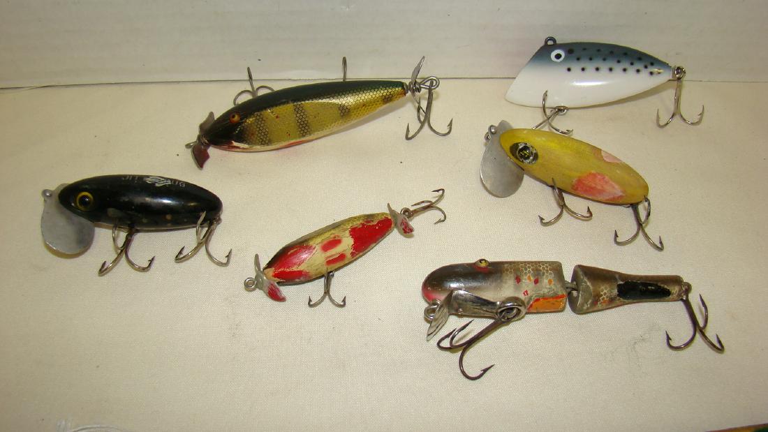6 VINTAGE WOOD & MORE LURES (1 of 10)