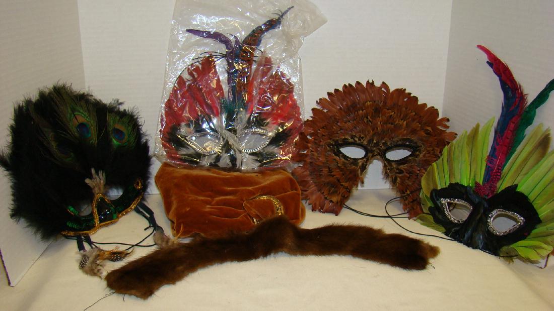 VINTAGE MINK COLLAR - ARTISTS CAP AND FEATHERED MA (1 of 8)