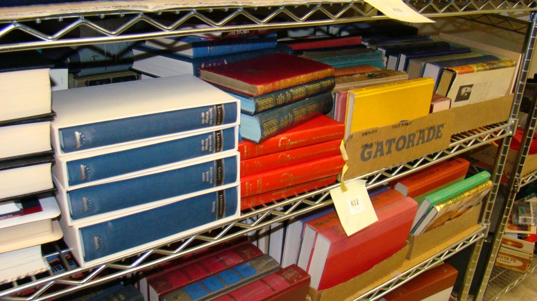 VINTAGE BOOKS-AGATHA CHRISTIE SET AND MORE (1 of 5)