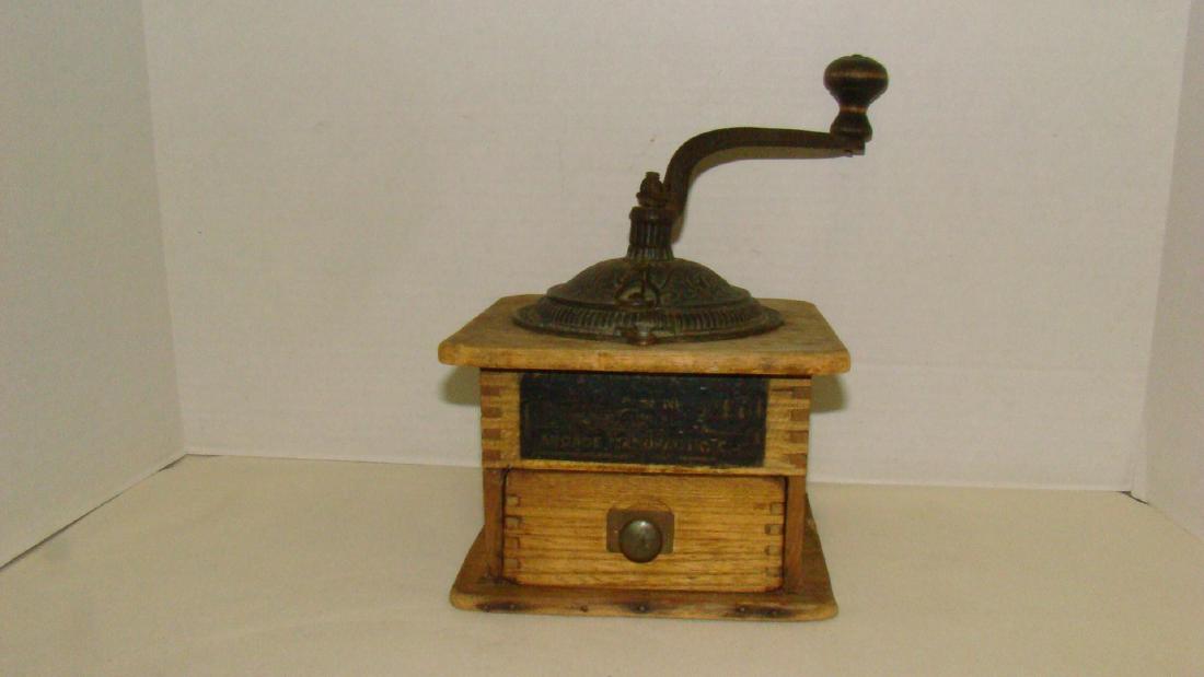 ARCADE MANUFACTURING CO ANTIQUE COFFEE GRINDER