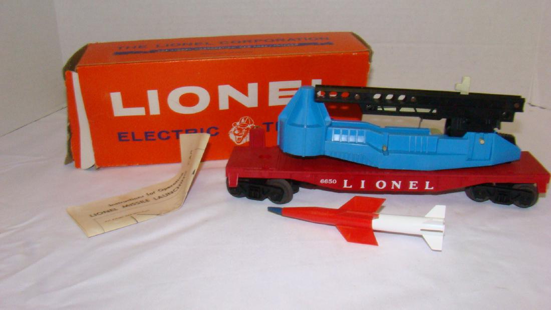 LIONEL 6650 MISSILE LAUNCHING FLAT CAR  NOS - ORIG (1 of 8)