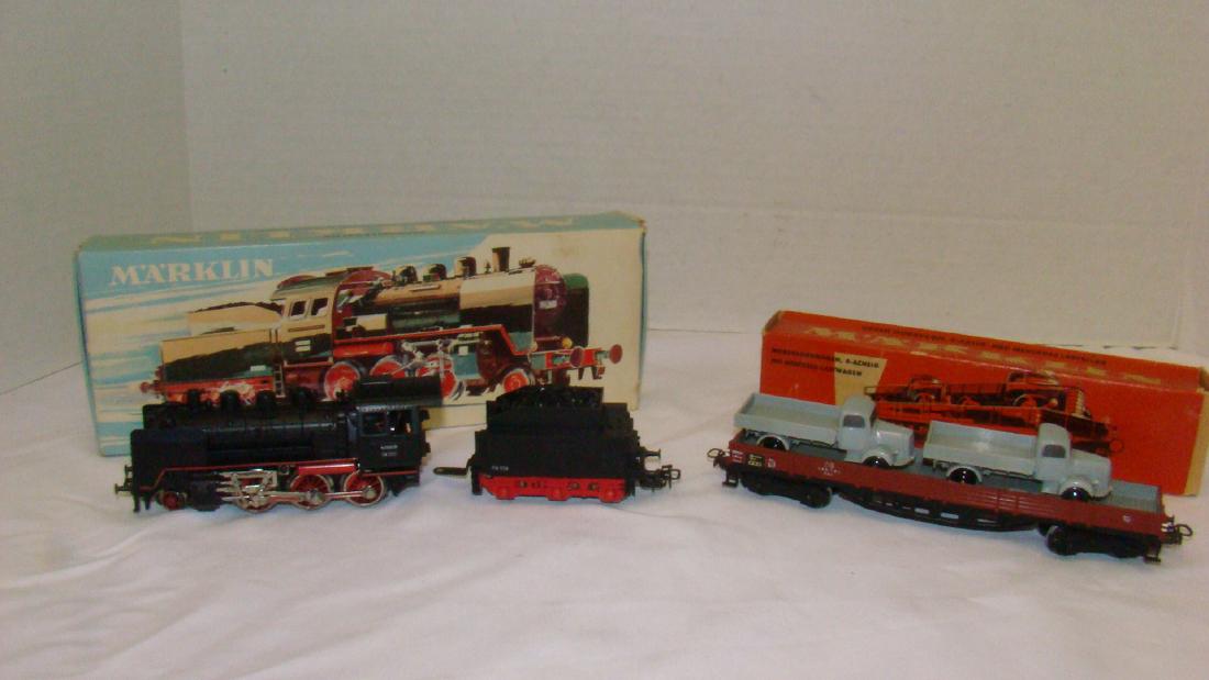 MARKLIN 3003  ENGINE  AND TENDER AND MARKLIN 4515 (1 of 10)