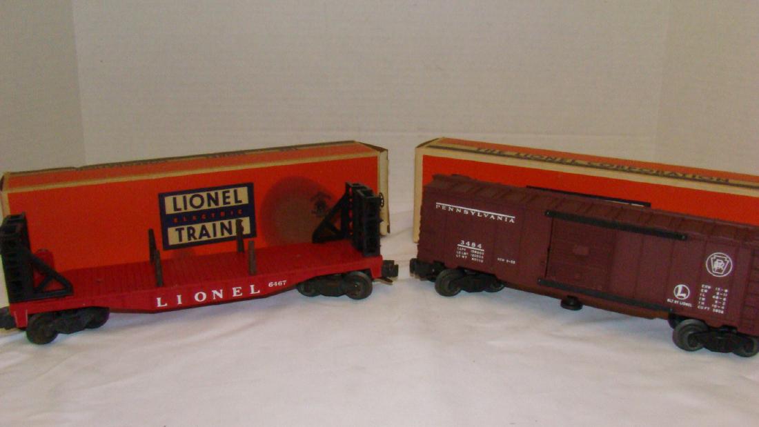 LIONEL 3484 OPERATING  BOX CAR AND 6467 MISCELLANE (1 of 8)