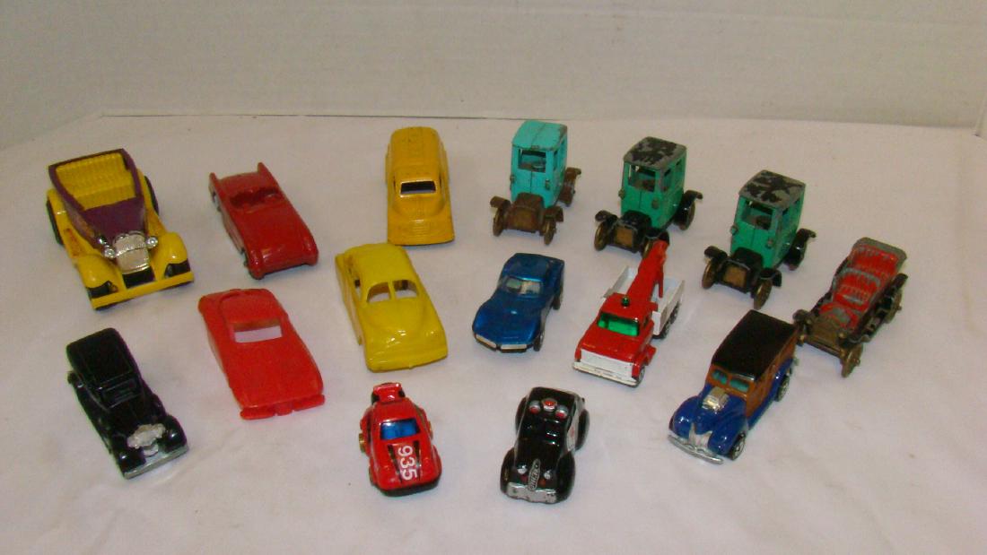 LESNEY -HOT WHEELS-TOOTSIE TOYS CARS AND MORE (1 of 10)