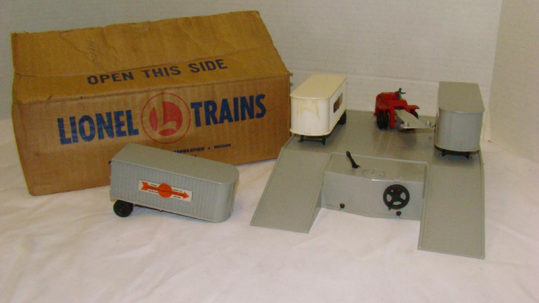 LIONEL PIGGY BACK TRANSPORTATION SET 460 ORIGINAL (1 of 9)