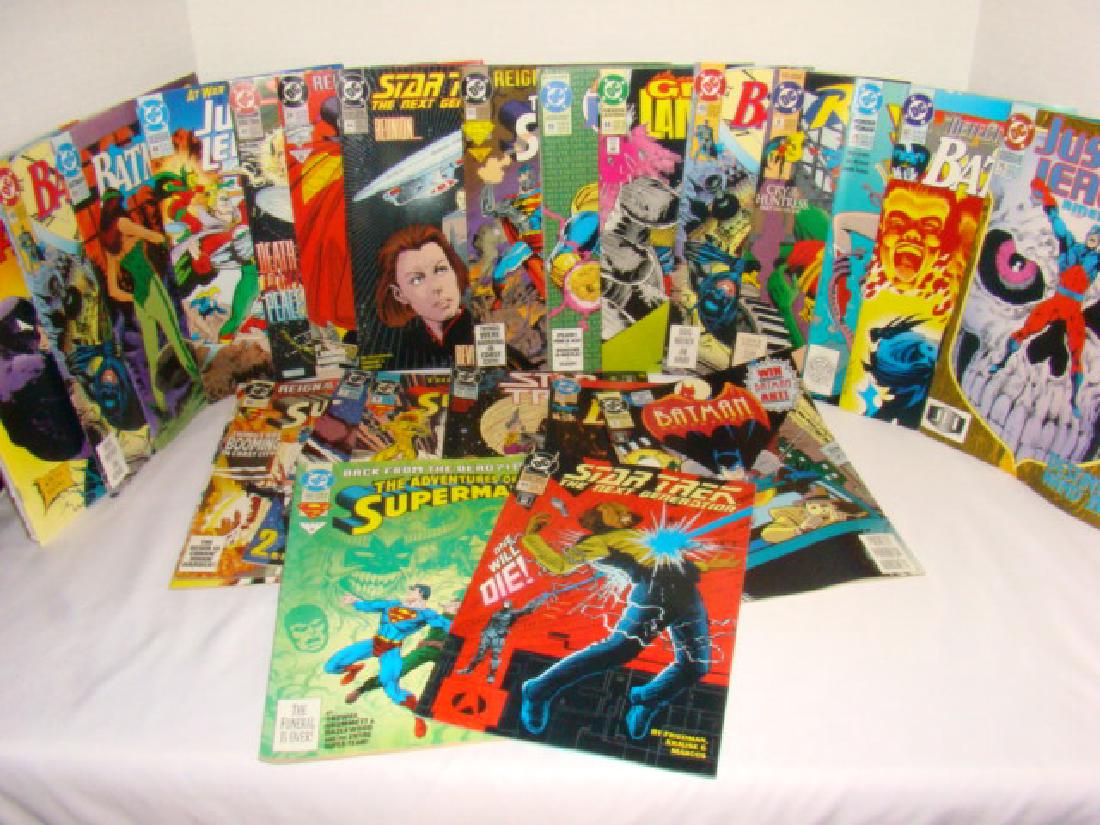 1993 MIXED LOT OF DC COMICS (1 of 8)