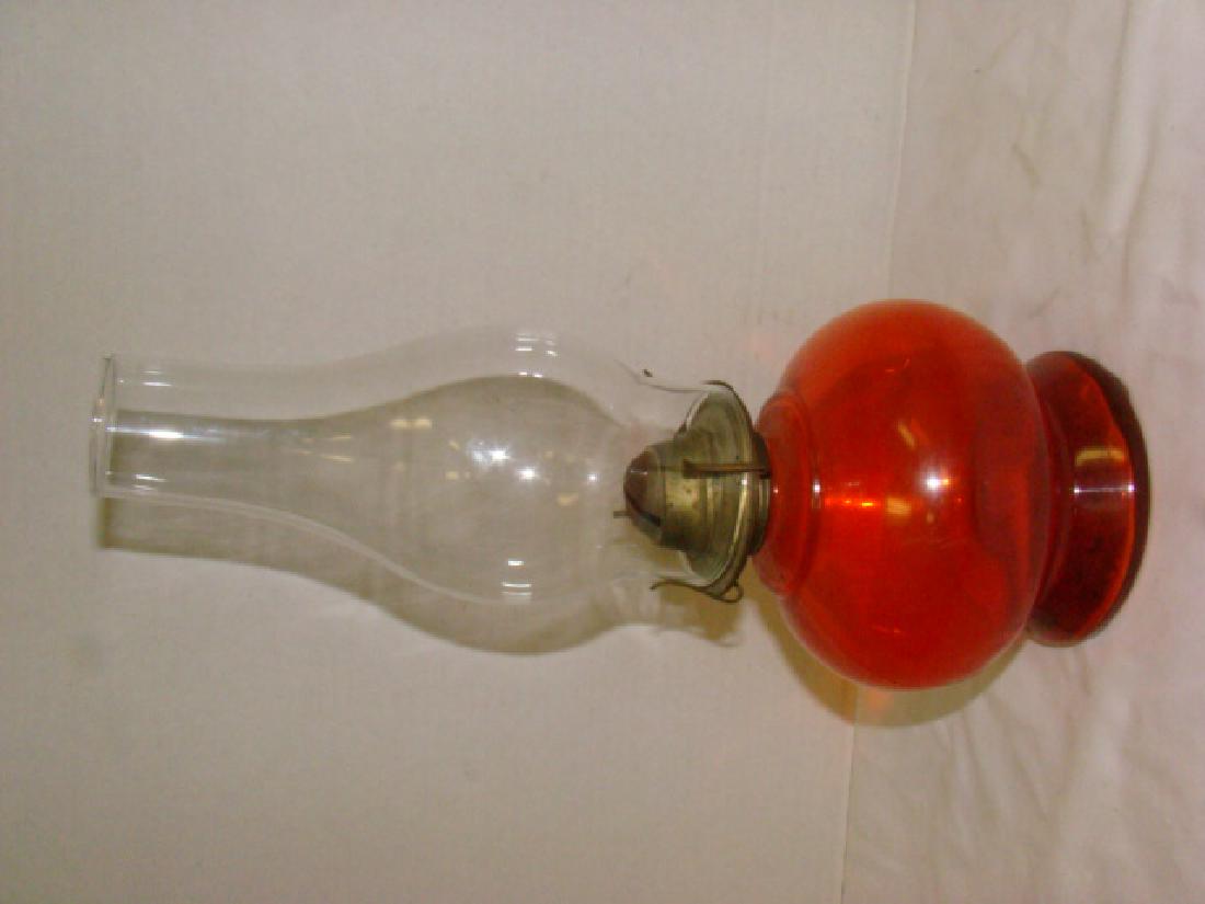ANTIQUE OIL LAMP (1 of 3)