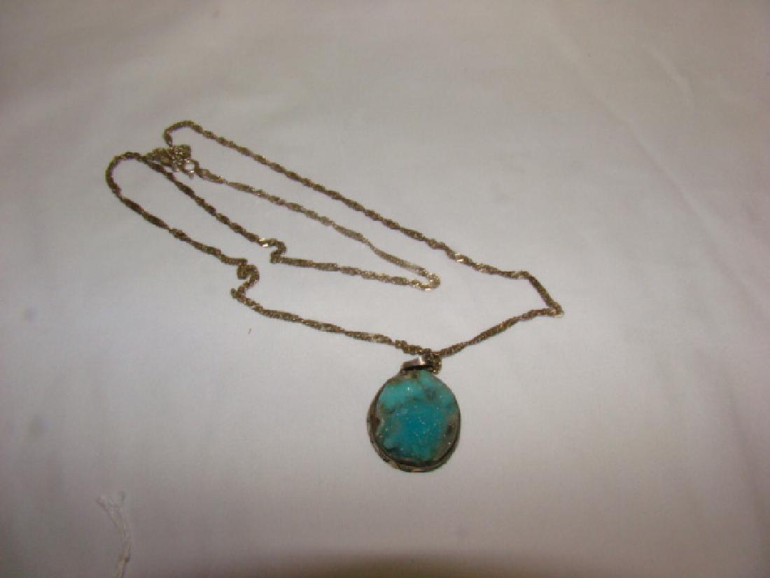 SILVER NECKLACE WITH GREEN QUARTZ STONE (1 of 4)