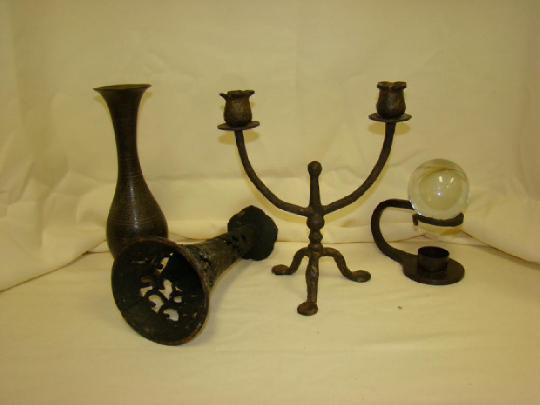 METAL DECORATIVE ITEMS (1 of 6)