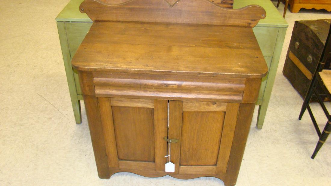 ANTIQUE DRY SINK (1 of 5)