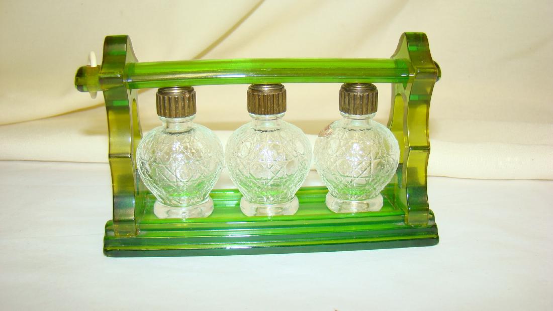 LIME JUICE BAKELITE PERFUME CADDY WITH THREE PERFU (1 of 3)