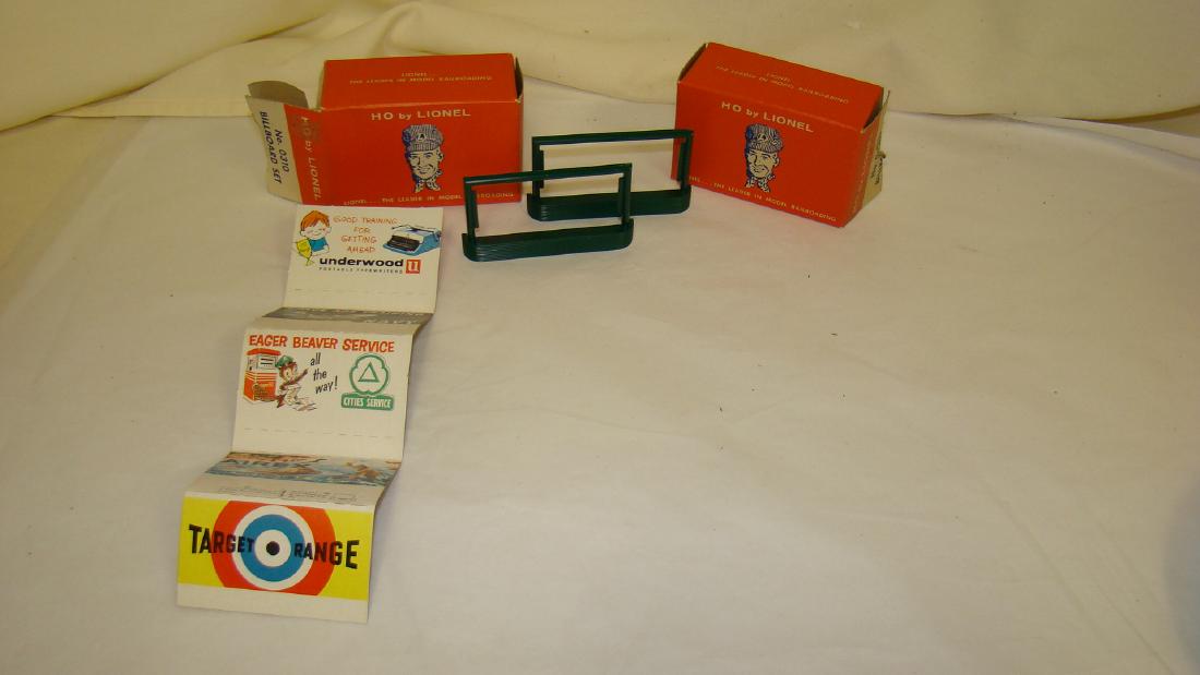 2 LIONEL BILLBOARD SET 0310 NIB (1 of 7)