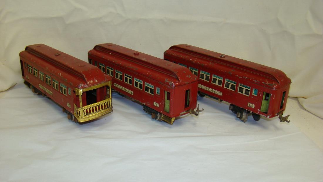3 LIONEL PREWAR PASSENGER CARS (1 of 5)