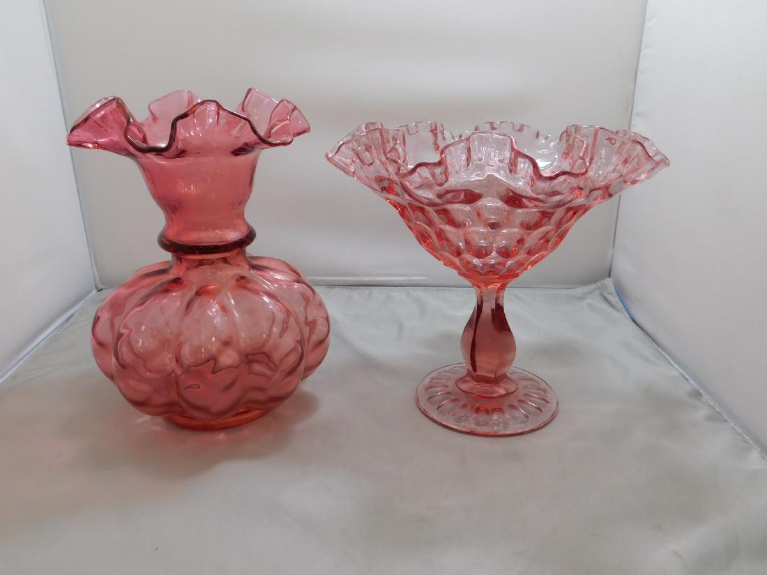 UNMARKED FENTON CRANBERRY GLASS COMPOTE AND A VASE: VINTAGE UNMARKED FENTON CRANBERRY GLASS VASE WITH RUFFLE RIM AND A 7.5'' CRANBERRY GLASS COMPOTE - GOOD CONDITION