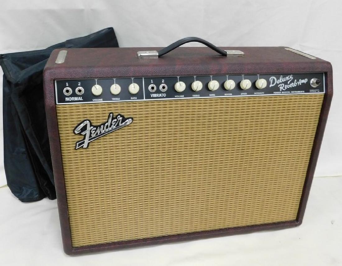 FENDER REVERB GUITAR AMP (1 of 5)