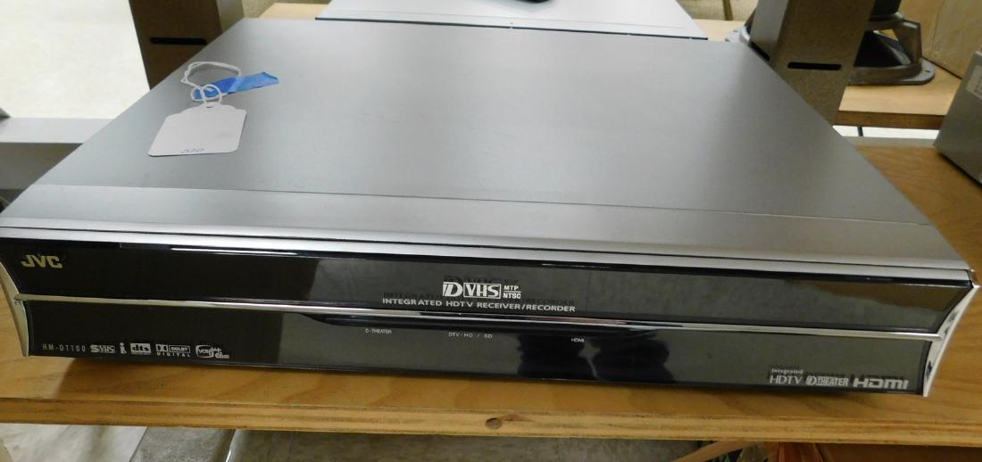 JVC VHS INTEGRATED HDTV RECEIVER/RECORDER (1 of 5)