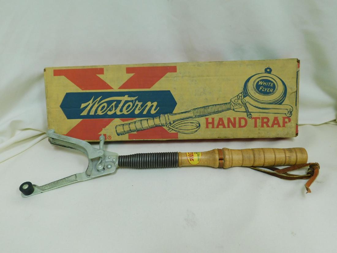 VINTAGE WESTERN HAND TRAP IN ORIGINAL BOX (1 of 2)