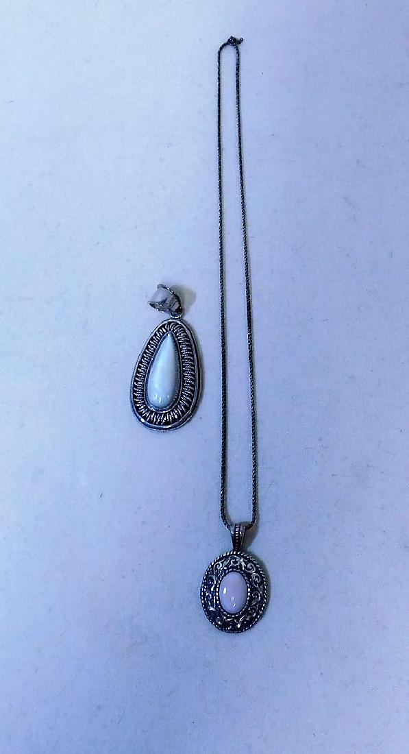 925 SILVER CHAIN AND 2 PENDANTS (1 of 7)