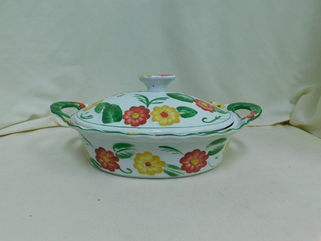 TEMP-TATION COVERED CASSEROLE DISH: TEMP-TATION COVERED CASSEROLE DISH - 14x 10 - FLORAL PATTERN