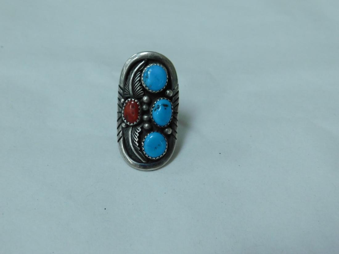 STERLING SILVER TURQOISE RING? (1 of 2)