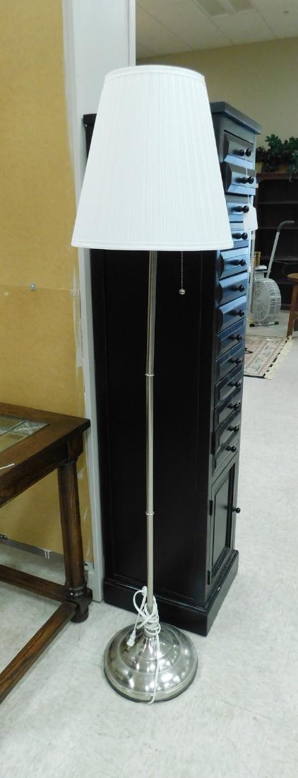 FLOOR LAMP (1 of 3)