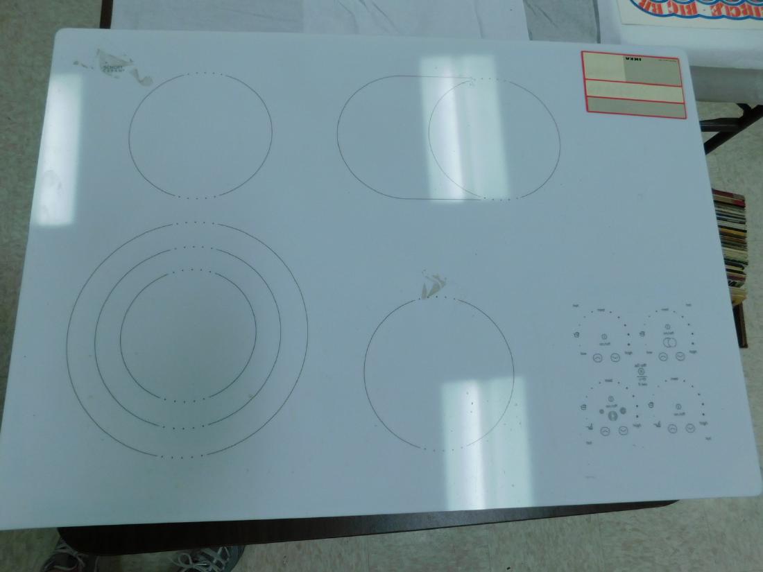 PRE-OWNED SCHOTT CEREN ELECTRIC STOVE TOP (1 of 3)