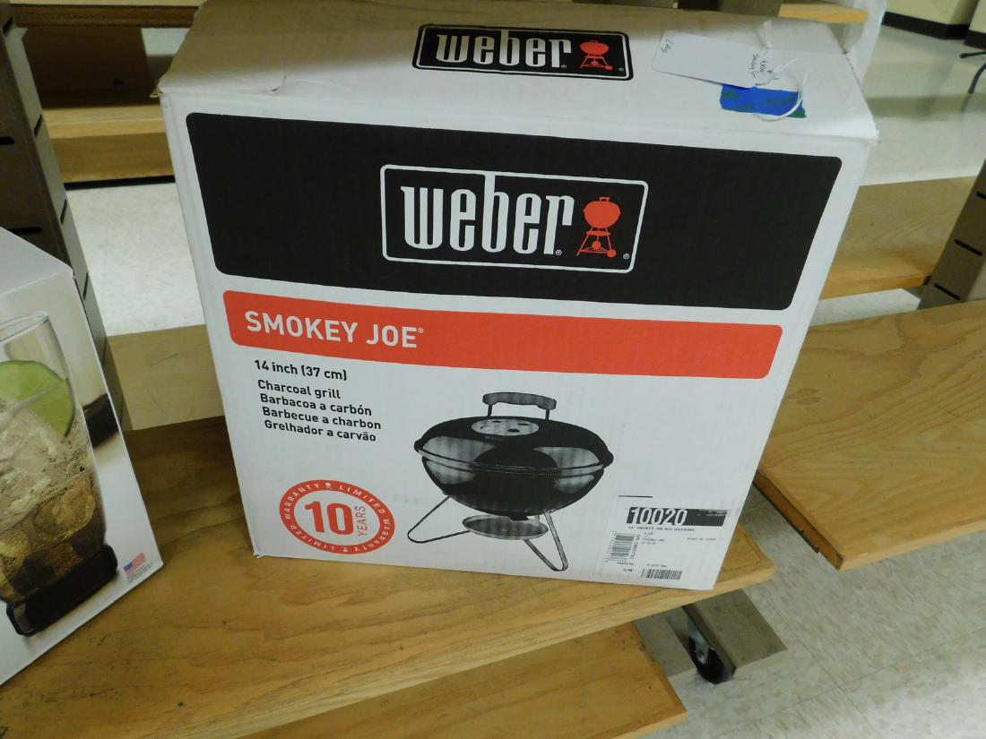 NIB WEBER SMOKEY JOE CHARCOAL GRILL (1 of 2)
