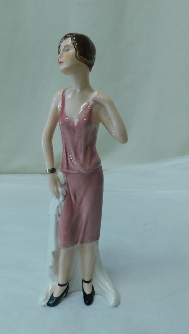 VINTAGE GOEBEL LADY: VINTAGE GOEBEL LADY - MADE IN WEST GERMANY - MARKED BOTTOM - 16 28 -APPROX. 8 INCHES HIGH - GOOD COLORING AND CONDITION