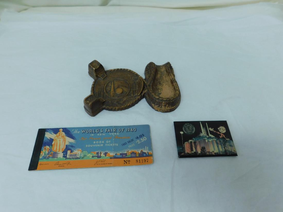 NEW YORK WORLD FAIR SOUVENIRS (1 of 10)