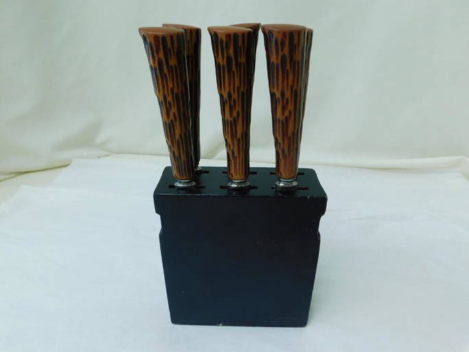 6 Bakelite Steak Knives In Block