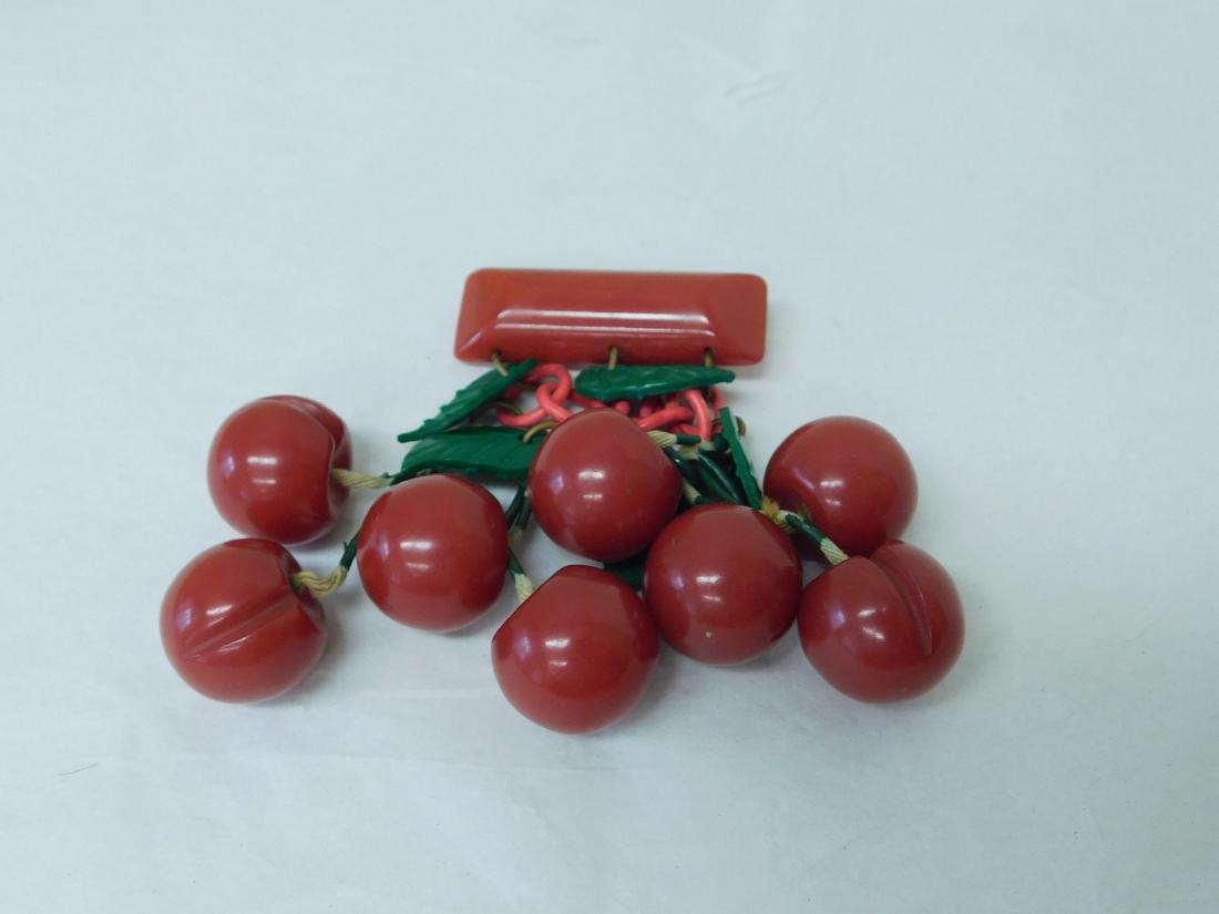 BAKELITE DANGLE PIN (1 of 3)