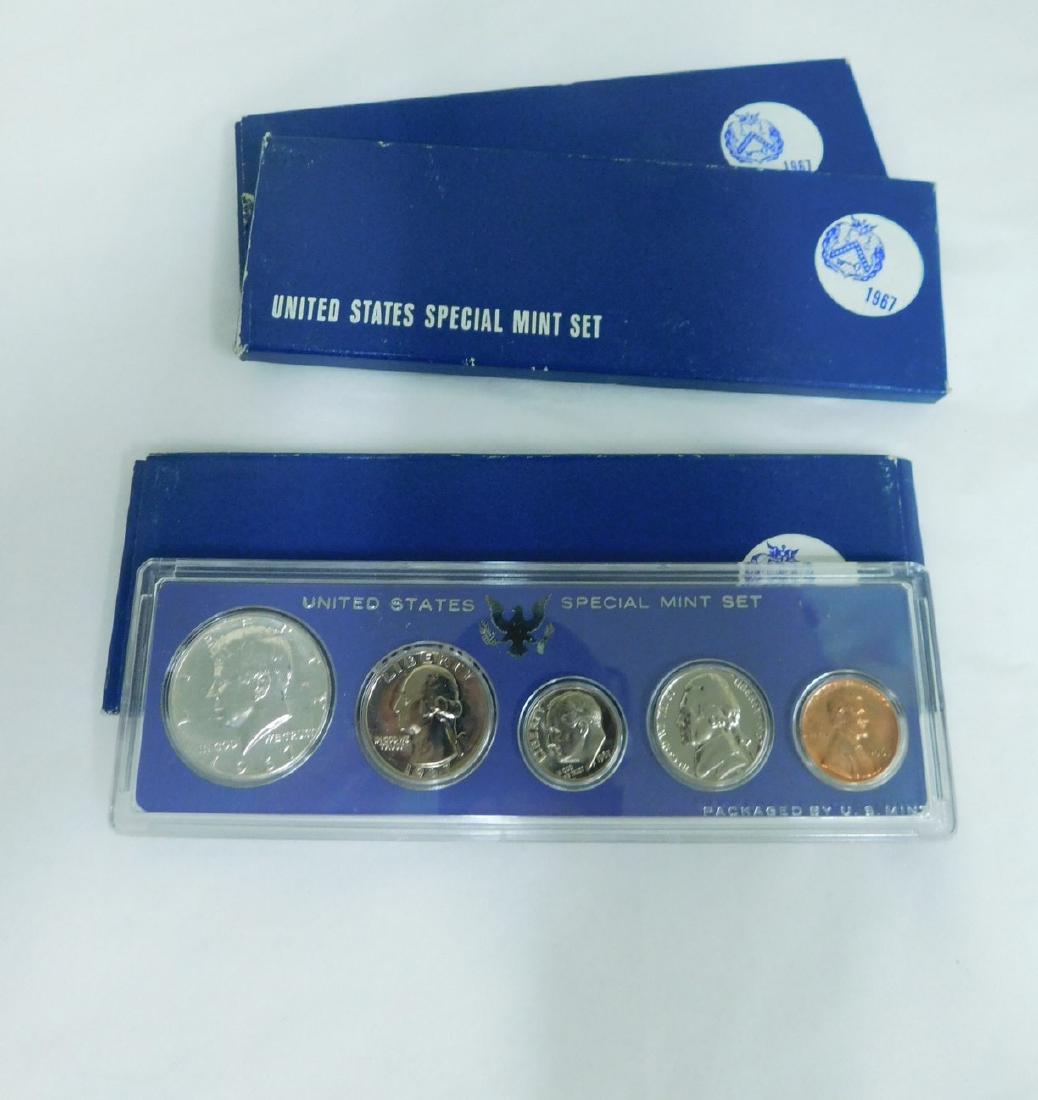 3 1967 US SPECIAL MINT SETS (1 of 9)