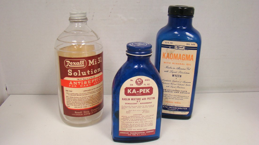 VINTAGE APOTHOCARY/PHARMACEUTICAL ITEMS - 3 ITEMS (1 of 8)