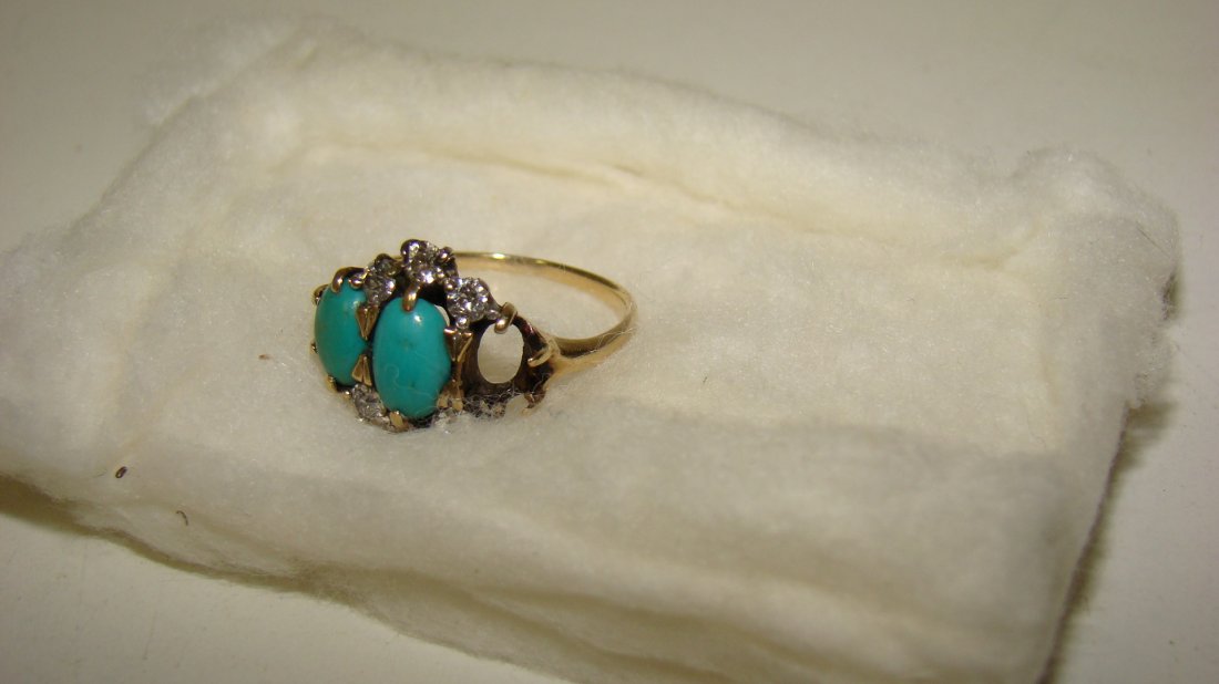 14K TURQUOISE AND DIAMOND RING - MISSING 1 STONE (1 of 4)