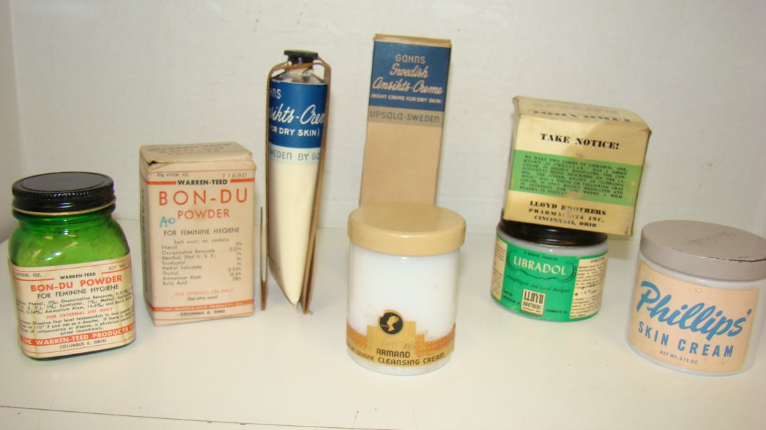 5 VINTAGE DRUG STORE COLLECTIBLES (1 of 5)