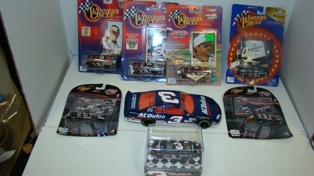 VARIOUS WC DALE EARNHARDT COLLECTIBLES (1 of 8)