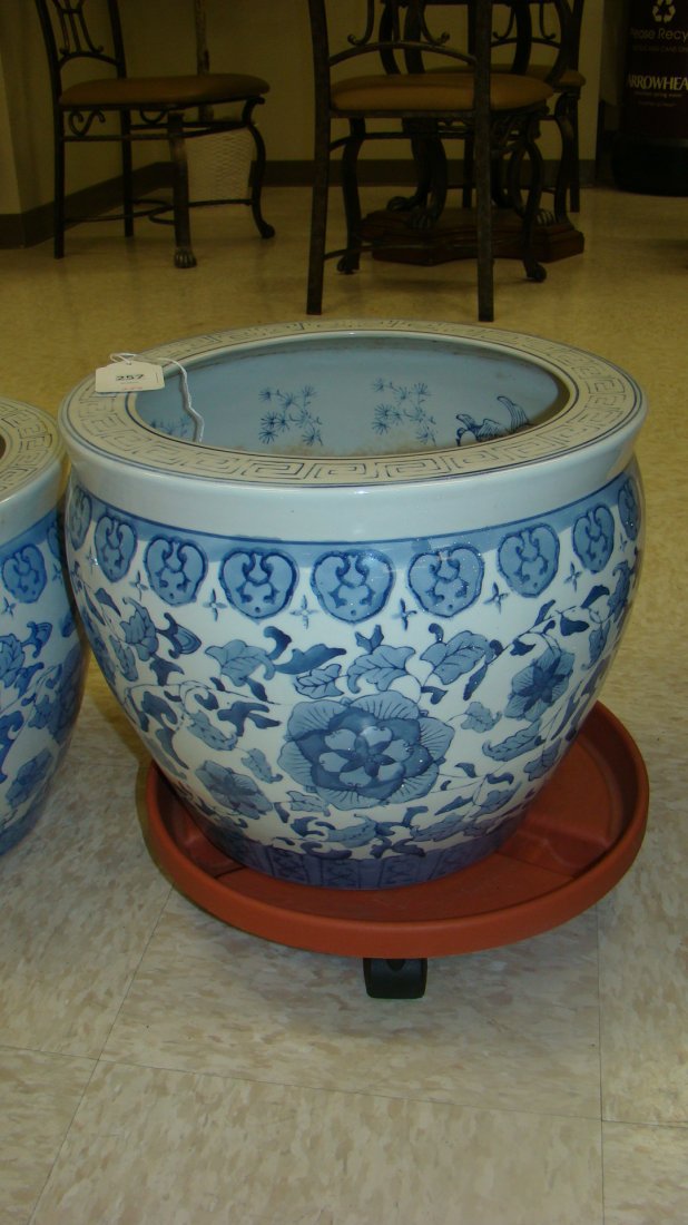 LARGE BLUE & WHITE PORCELAIN ASIAN POT (1 of 2)