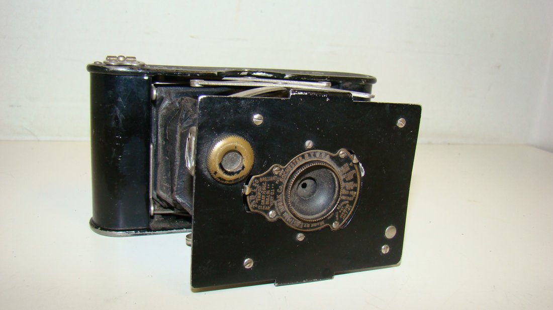 ANTIQUE KODAK VEST POCKET CAMERA (1 of 6)