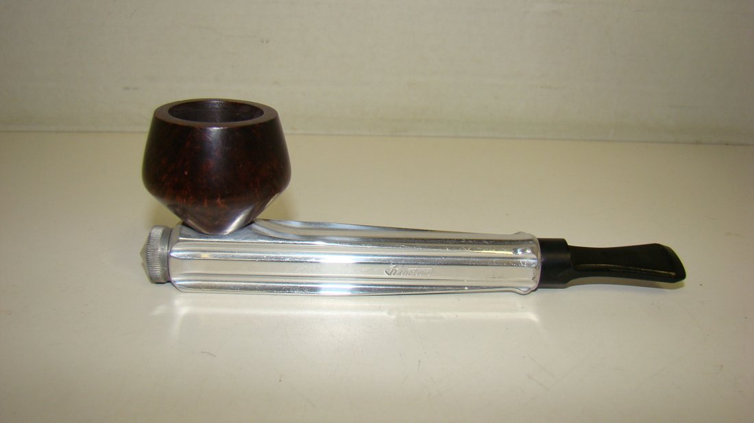 NEW/OLD STOCK ''KIRSTEN'' METAL PIPE (1 of 4)