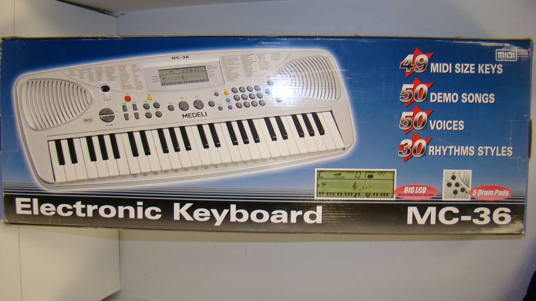 NIB MIDI ELECTRONIC KEYBOARD MC-36 (1 of 6)