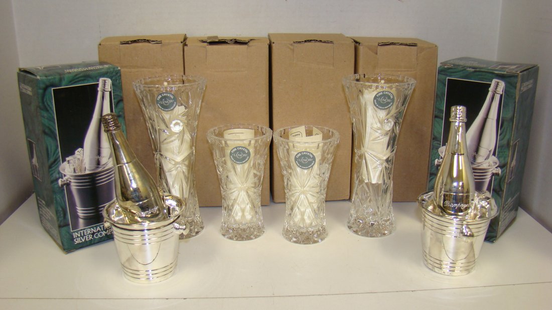 NIB 2 SP SALT & PEPPER-4 LENOX CRYSTAL VASES (1 of 5)