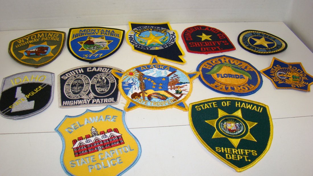 12 VARIOUS LAW ENFORCEMENT PATCHES (1 of 4)