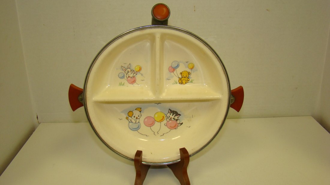 VTG CHILD'S WARMING DISH-BAKELITE HANDLES (1 of 4)