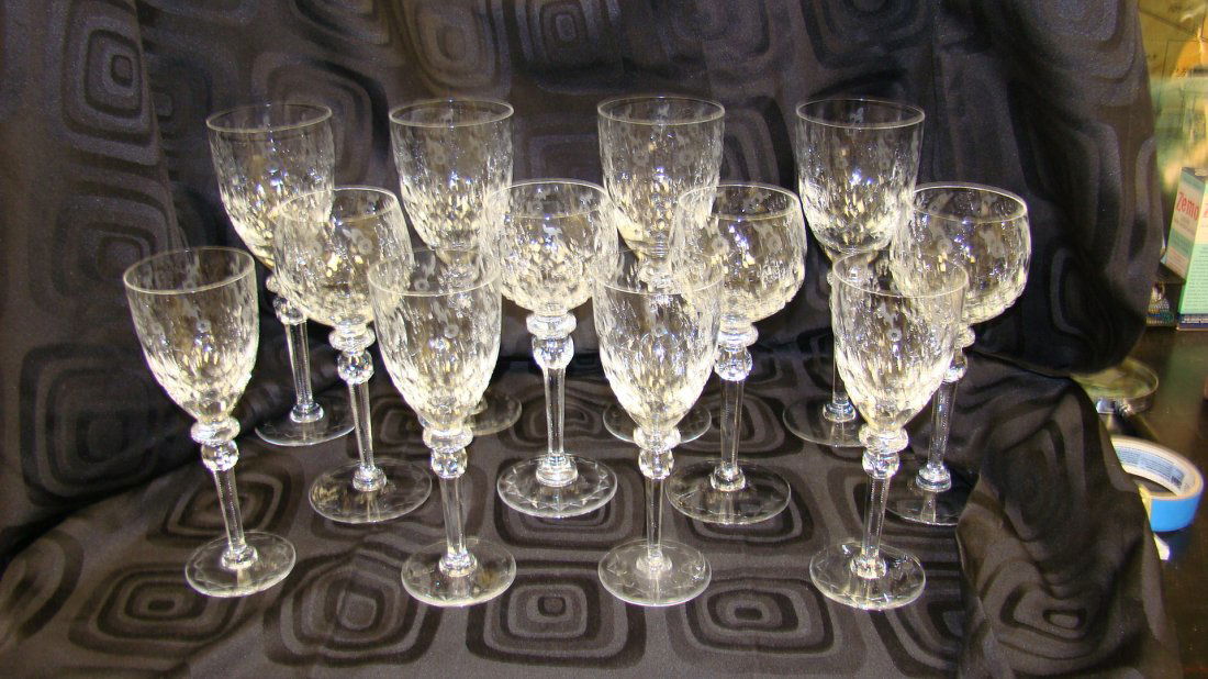 12 HAND CUT CRYSTAL STEMS (1 of 6)