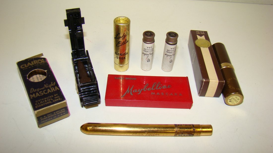 7 NEW/OLD STOCK COSMETICS (1 of 7)